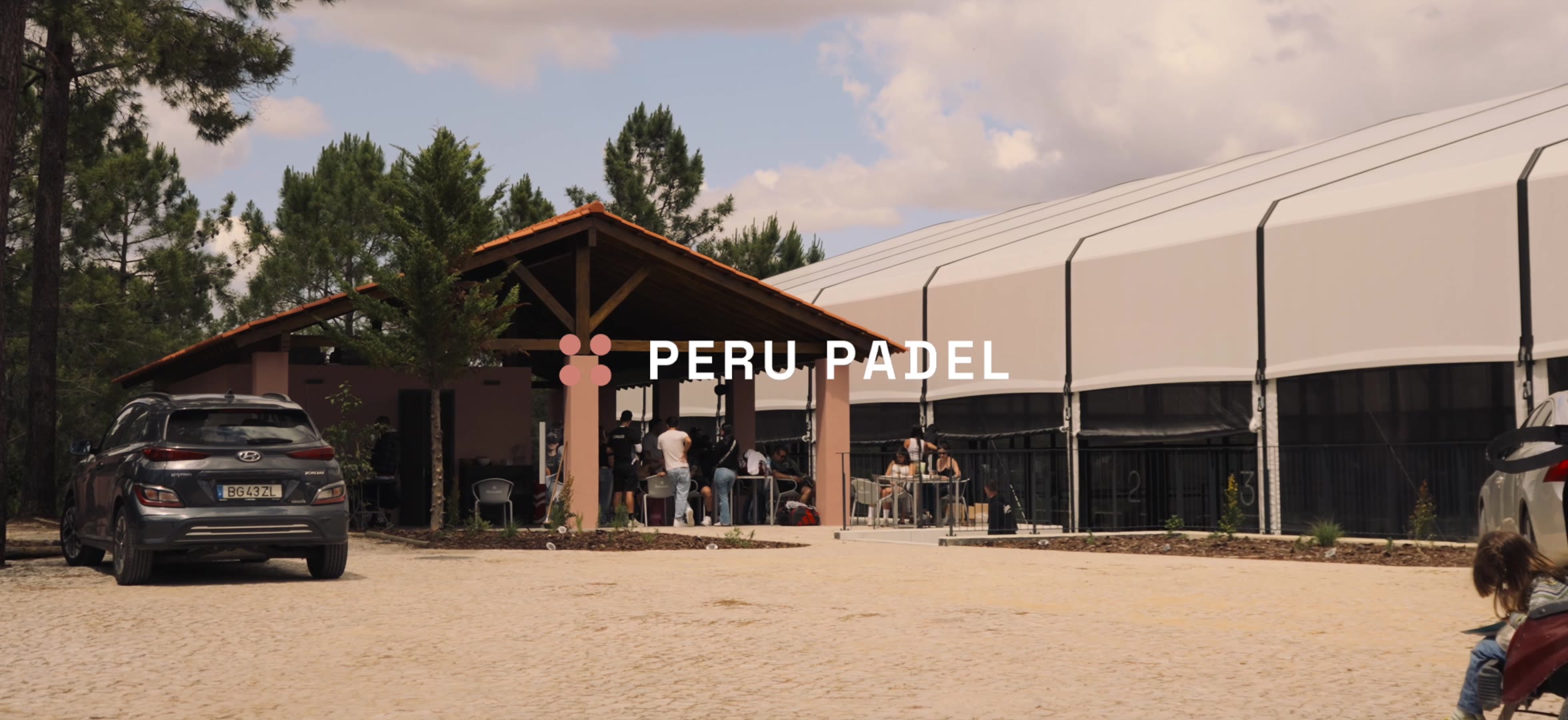 A padel match